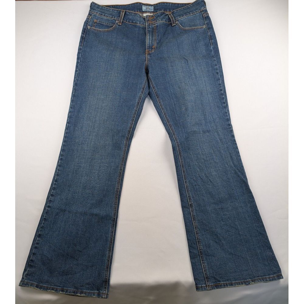 Levi's 526 Jeans Women's 16 Blue Denim Cotton Stretch Slender Bootcut Zip Fly